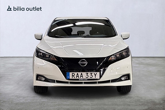 Nissan Leaf 3 of 25