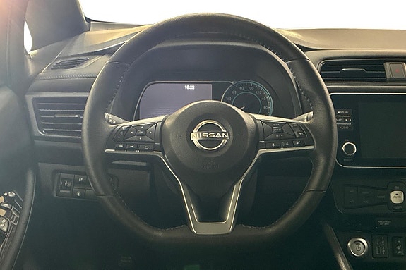 Nissan Leaf 16 of 25