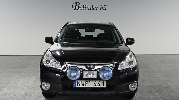 Subaru Outback 2 of 14