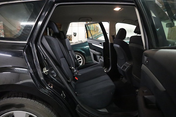 Subaru Outback 12 of 14
