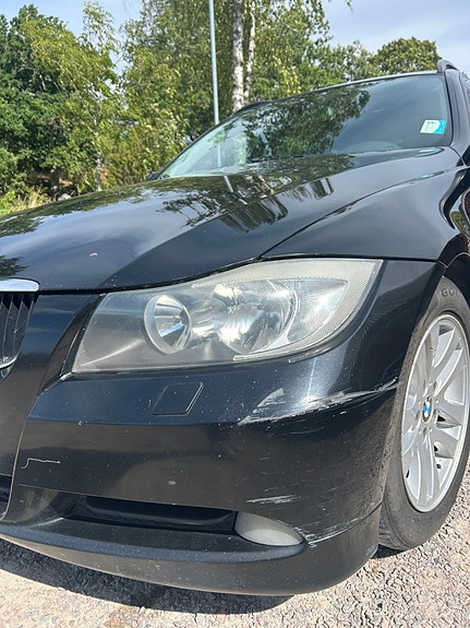 BMW 318d 5 of 6