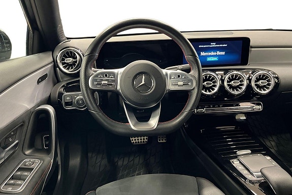 Mercedes-Benz A200 d 14 of 23