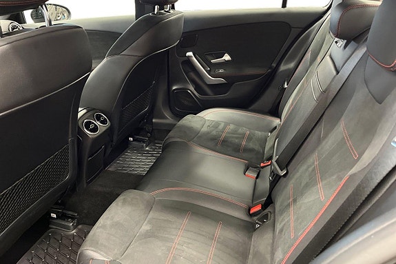 Mercedes-Benz A200 d 20 of 23