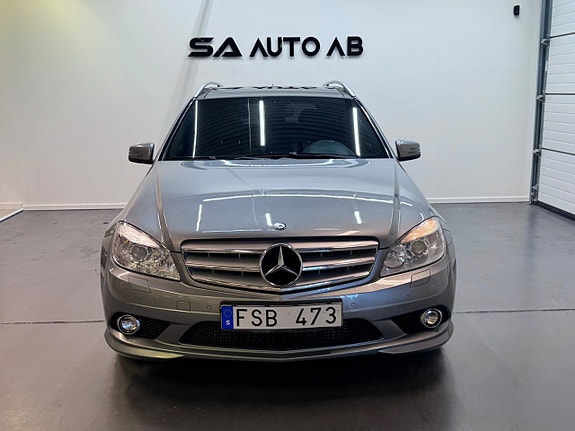 Mercedes-Benz C180 3 of 26