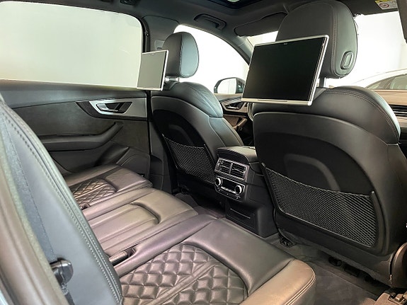 Audi SQ7 20 of 21