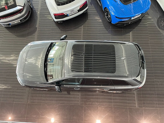 Audi SQ7 4 of 21