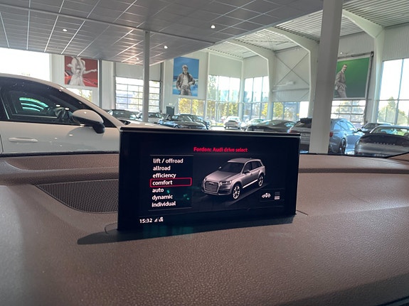 Audi SQ7 17 of 21