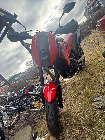 KTM Duke 2 3 of 3