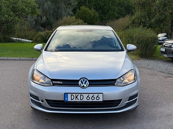 Volkswagen Golf VII 3 of 14