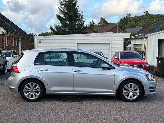 Volkswagen Golf VII 7 of 14