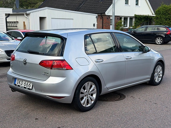 Volkswagen Golf VII 4 of 14