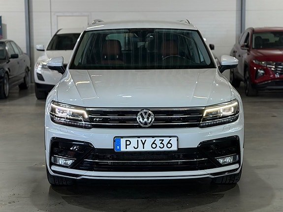 Volkswagen Tiguan 3 of 30