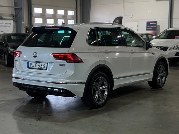 Volkswagen Tiguan 2 of 30