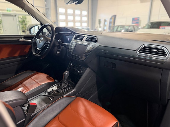 Volkswagen Tiguan 19 of 30