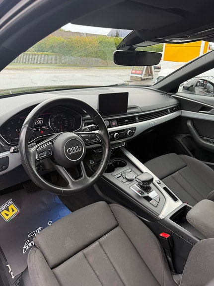 Audi A4 17 of 21