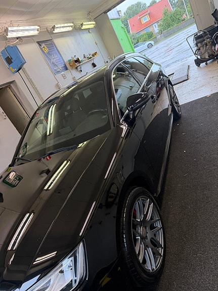 Audi A4 6 of 21