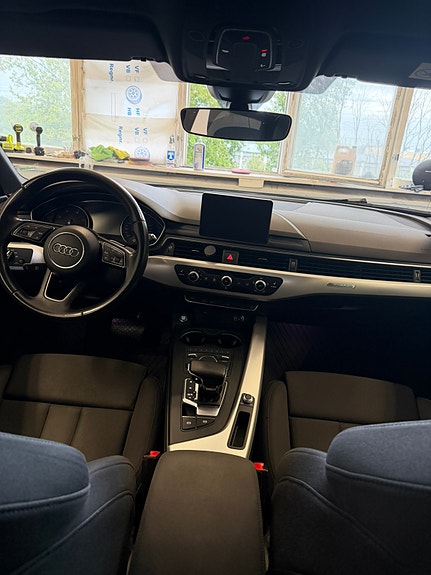 Audi A4 7 of 21