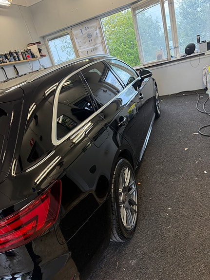 Audi A4 13 of 21