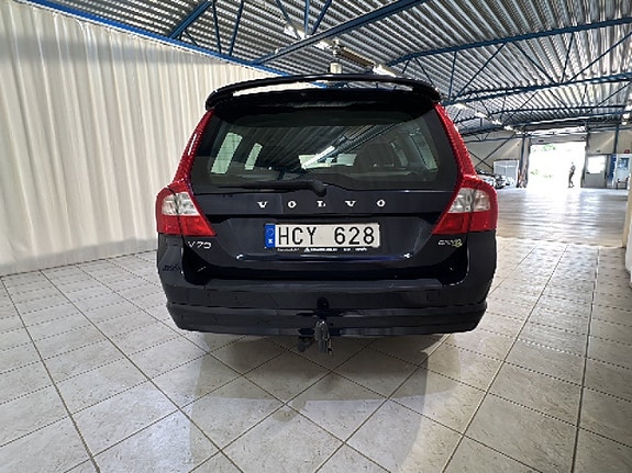 Volvo V70 6 of 18