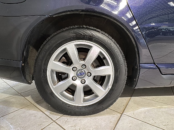 Volvo V70 17 of 18