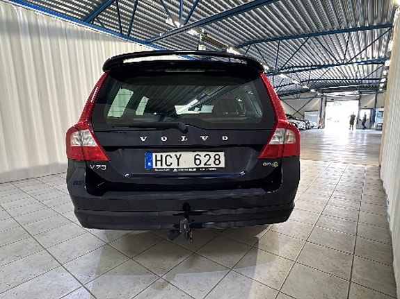 Volvo V70 5 of 18