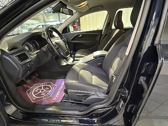 Volvo V70 18 of 18