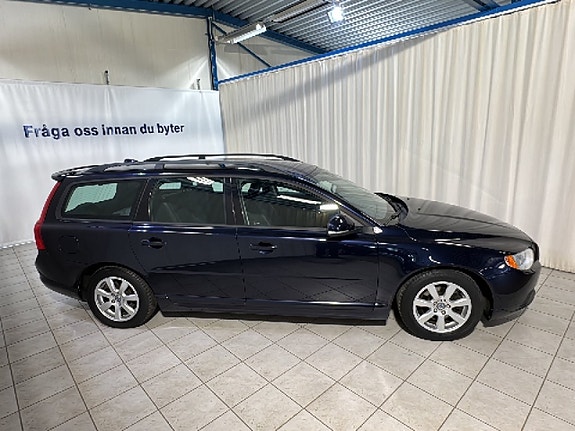Volvo V70 3 of 18