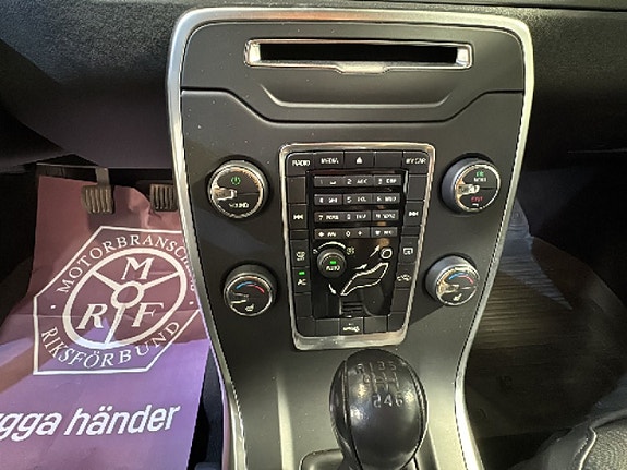 Volvo V70 15 of 18