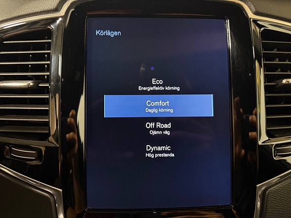 Volvo XC90 23 of 30