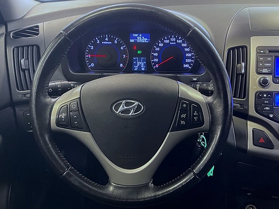 Hyundai i30 9 of 14