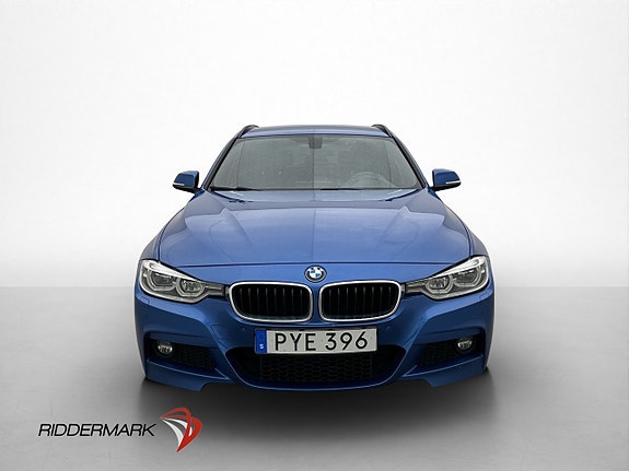 BMW 320i 2 of 30