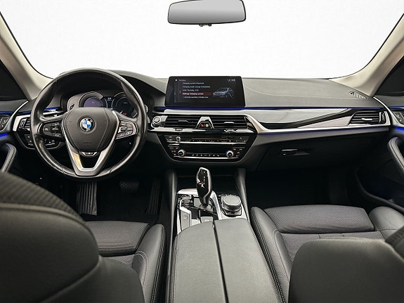 BMW 530e 12 of 30