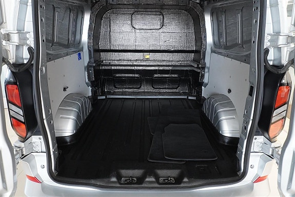 Ford Transit Custom 10 of 10