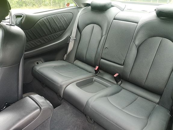 Mercedes-Benz CLK320 6 of 10