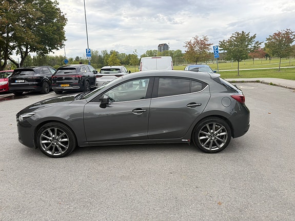 Mazda 3 3 of 12