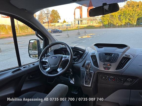 Ford Transit 27 of 30