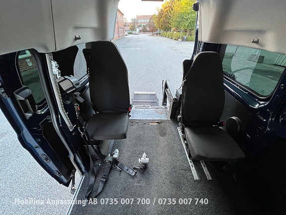 Ford Transit 25 of 30