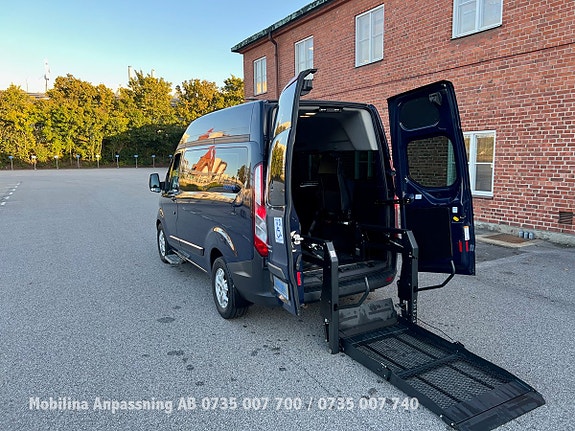 Ford Transit 19 of 30