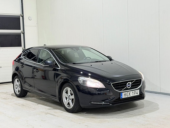Volvo V40 6 of 12