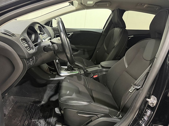 Volvo V40 7 of 12