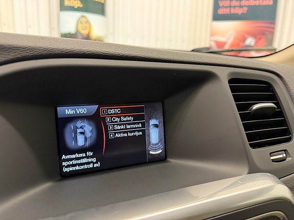 Volvo V60 12 of 17
