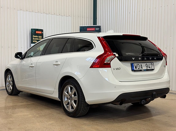 Volvo V60 5 of 17