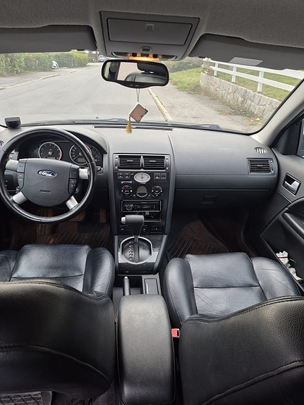 Ford Mondeo 5 of 10