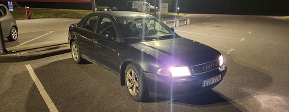 Audi A4 3 of 7