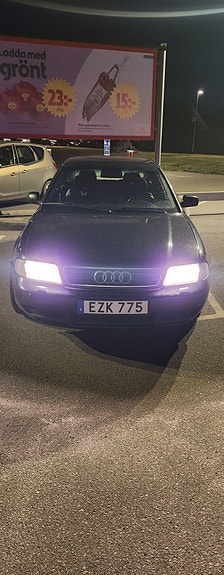 Audi A4 2 of 7
