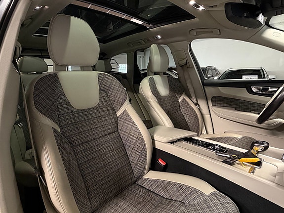 Volvo XC60 23 of 26