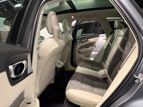 Volvo XC60 24 of 26