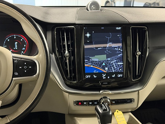 Volvo XC60 11 of 26