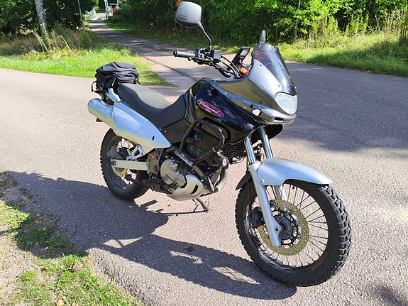 Suzuki XF650 Freewind 6 of 9