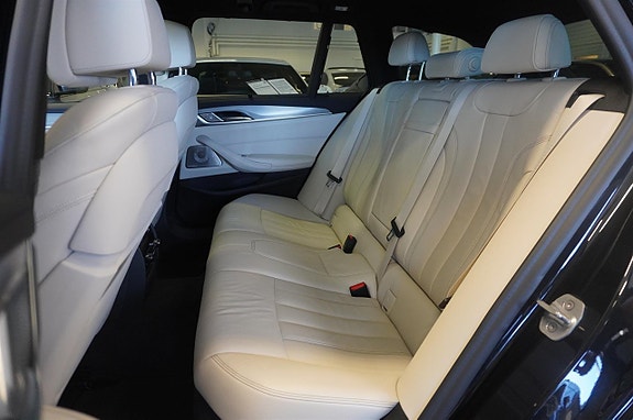 BMW M550d 12 of 30